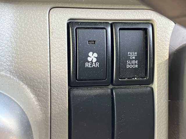 ＮＶ１００クリッパーリオ ６６０　Ｅ　ワンオーナー　インテリキーＣＤチューナー　１オーナ　インテリキー　オートエアコン　ドライブレコーダー　点検記録簿　アルミホイール　ＡＢＳ　キーレス　エアバッグ　Ｗエアバック　パワーステアリング　両側スライド片側電動ドア　パワーウィンド（7枚目）