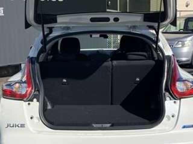 容量たっぷりあるラゲッジスペース