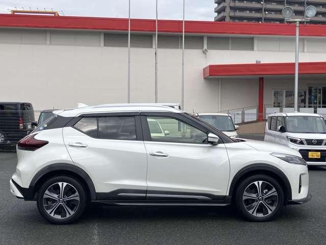キックス １．２　Ｘ　（ｅ－ＰＯＷＥＲ）　ワンオーナー車・認定中古車・プロパイロッ　ナビ＆ＴＶ　ワンオ－ナ－車　追従クルコン　スマートキー　ＬＥＤヘッド　レーンアシスト　パワーステアリング　盗難防止システム　ＥＴＣ　整備記録簿有　メモリーナビ　サイドエアバッグ　アルミ　ＡＡＣ　ＡＢＳ（7枚目）