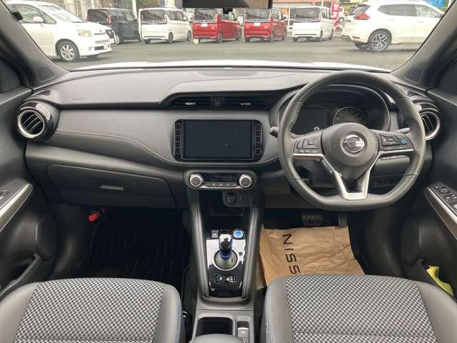 キックス １．２　Ｘ　（ｅ－ＰＯＷＥＲ）　ワンオーナー車・認定中古車・プロパイロッ　ナビ＆ＴＶ　ワンオ－ナ－車　追従クルコン　スマートキー　ＬＥＤヘッド　レーンアシスト　パワーステアリング　盗難防止システム　ＥＴＣ　整備記録簿有　メモリーナビ　サイドエアバッグ　アルミ　ＡＡＣ　ＡＢＳ（14枚目）