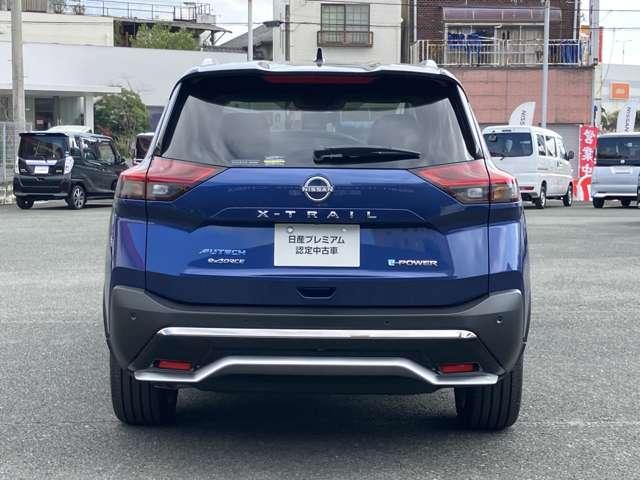 エクストレイル １．５　ＡＵＴＥＣＨ　アドバンスト　パッケージ　ｅ－４ＯＲＣＥ　４ＷＤ　社用車ＵＰ・認定中古車・プロパイロット（7枚目）