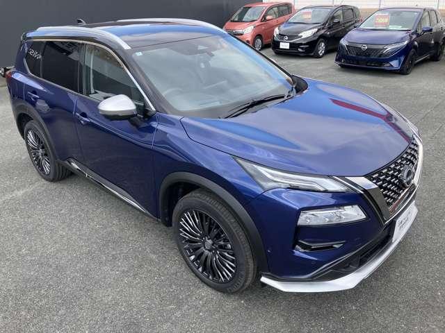 エクストレイル １．５　ＡＵＴＥＣＨ　アドバンスト　パッケージ　ｅ－４ＯＲＣＥ　４ＷＤ　社用車ＵＰ・認定中古車・プロパイロット（10枚目）