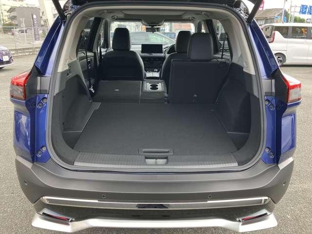 エクストレイル １．５　ＡＵＴＥＣＨ　アドバンスト　パッケージ　ｅ－４ＯＲＣＥ　４ＷＤ　社用車ＵＰ・認定中古車・プロパイロット（16枚目）