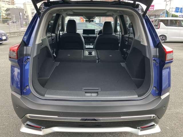 エクストレイル １．５　ＡＵＴＥＣＨ　アドバンスト　パッケージ　ｅ－４ＯＲＣＥ　４ＷＤ　社用車ＵＰ・認定中古車・プロパイロット（17枚目）