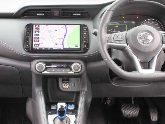 キックス 1.2 X (e-POWER) 衝突被害軽減ブレーキ ナビ&TV クルコン ワンオ-ナ-車 LEDヘッド パワーステアリング 盗難防止システム ドライブレコーダー ETC 整備記録簿有 メモリーナビ サイドエアバッグ アルミ AAC キーレス ABS(4枚目)