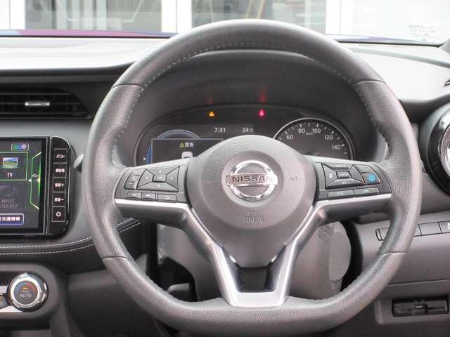 キックス 1.2 X (e-POWER) 衝突被害軽減ブレーキ ナビ&TV クルコン ワンオ-ナ-車 LEDヘッド パワーステアリング 盗難防止システム ドライブレコーダー ETC 整備記録簿有 メモリーナビ サイドエアバッグ アルミ AAC キーレス ABS(9枚目)