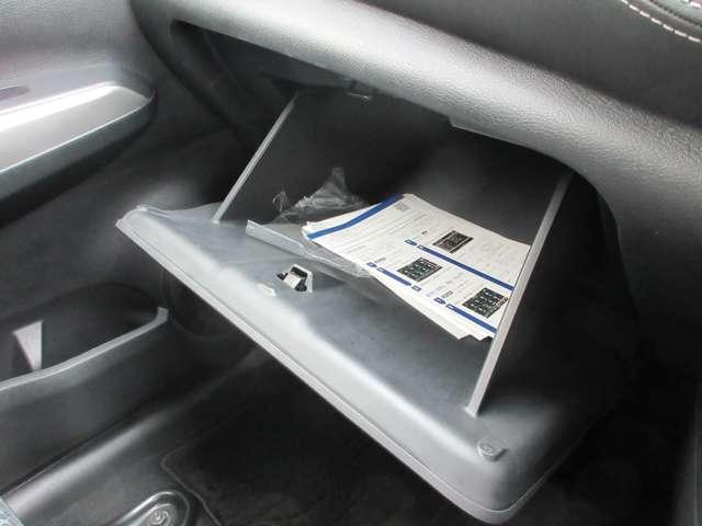 キックス 1.2 X (e-POWER) 衝突被害軽減ブレーキ ナビ&TV クルコン ワンオ-ナ-車 LEDヘッド パワーステアリング 盗難防止システム ドライブレコーダー ETC 整備記録簿有 メモリーナビ サイドエアバッグ アルミ AAC キーレス ABS(16枚目)