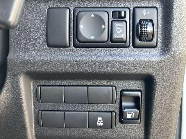 ＮＶ３５０キャラバンバン ２．５　チェアキャブ　車いす１＋１名仕様　当社社用車ＵＰ　メモリーナビ（13枚目）