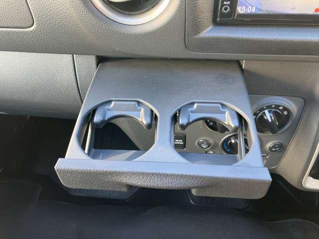 ＮＶ３５０キャラバンバン ２．５　チェアキャブ　車いす１＋１名仕様　当社社用車ＵＰ　メモリーナビ（19枚目）