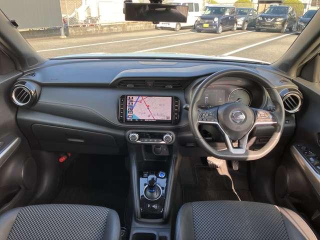 キックス 1.2 X (e-POWER) ワンオーナー ワイドメモリーナビ ナビ&TV ワンオ-ナ-車 追従クルコン スマートキー LEDヘッド レーンアシスト パワーステアリング ドライブレコーダー ETC 整備記録簿有 メモリーナビ サイドエアバッグ アルミ AAC(4枚目)
