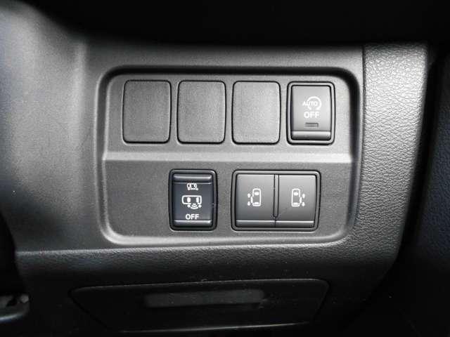 セレナ 2.0 ハイウェイスター VセレクションII バックモニタ 全周囲モニタ アイスト Pアシスト インテリキー LEDライト ETC車載器 サイドエアバッグ 記録簿 ドライブレコーダー メモリ-ナビ アルミ TVナビ エアバック ABS キーフリー(12枚目)