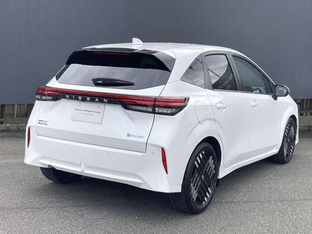 オーラ 1.2 G レザーエディション社用車UP・メーカー大画面ナビ ワンオーナ 追突防止 レーダークルーズ 本革 車線逸脱警報装置 寒冷地仕様 禁煙車 LED 盗難防止 記録簿 バックモニター ETC インテリジェントキー メモリーナビゲーション AW オートエアコン(2枚目)