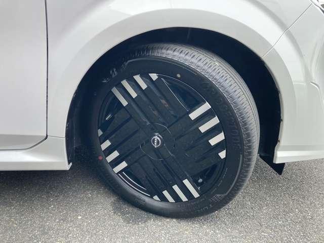 オーラ 1.2 G レザーエディション社用車UP・メーカー大画面ナビ ワンオーナ 追突防止 レーダークルーズ 本革 車線逸脱警報装置 寒冷地仕様 禁煙車 LED 盗難防止 記録簿 バックモニター ETC インテリジェントキー メモリーナビゲーション AW オートエアコン(15枚目)