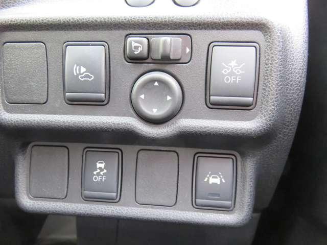 ノート 1.2 e-POWER NISMO 純正ナビ・アラモニ LEDランプ Bカメラ メモリーナビ付き レーンアシスト フルオートエアコン スマートキープッシュスタート Wエアバッグ アルミ キーフリー ドラレコ サイドカメラ パワーステアリング エアバック(14枚目)