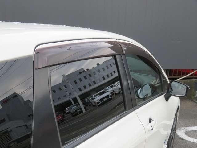 ノート 1.2 e-POWER NISMO 純正ナビ・アラモニ LEDランプ Bカメラ メモリーナビ付き レーンアシスト フルオートエアコン スマートキープッシュスタート Wエアバッグ アルミ キーフリー ドラレコ サイドカメラ パワーステアリング エアバック(18枚目)