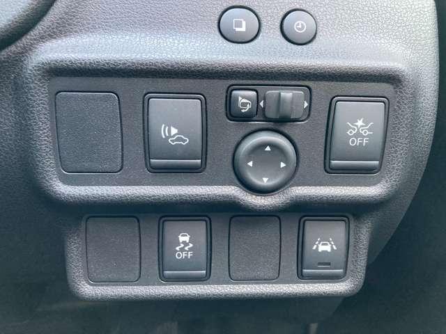 ノート 1.2 e-POWER X Vセレクション 純正ナビ・アラモニ・ETC・ドラレコ アラウンドカメラ 運転席助手席エアバック エアバッグ 衝突被害軽減装置 イモビライザー LEDヘッドライト パワーウインドウ レーンアシスト ETC アルミホイール スマートキー ドラレコ Bカメラ(16枚目)