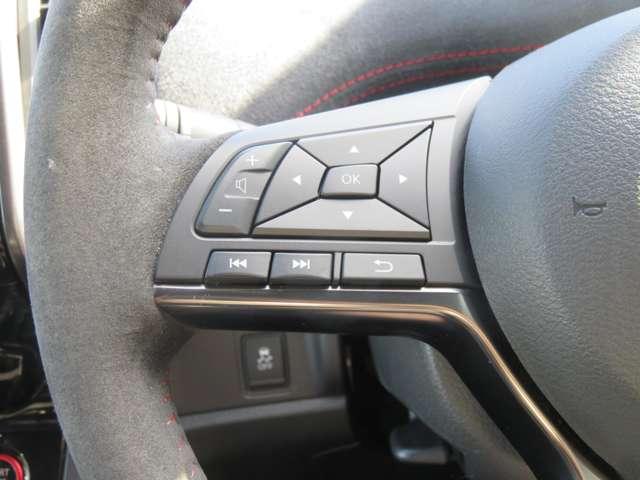 セレナ 2.0 NISMO 9インチナビ・後席モニター・プロパイ セキュリティ ワンオーナー インテリキー 記録簿 追従クルーズ 両側ASD サイドエアバッグ パワーウィンドウ Bカメラ ABS ドラレコ Aストップ アルミ オートエアコン キーフリー ETC(11枚目)