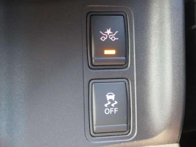 セレナ 2.0 NISMO 9インチナビ・後席モニター・プロパイ セキュリティ ワンオーナー インテリキー 記録簿 追従クルーズ 両側ASD サイドエアバッグ パワーウィンドウ Bカメラ ABS ドラレコ Aストップ アルミ オートエアコン キーフリー ETC(15枚目)