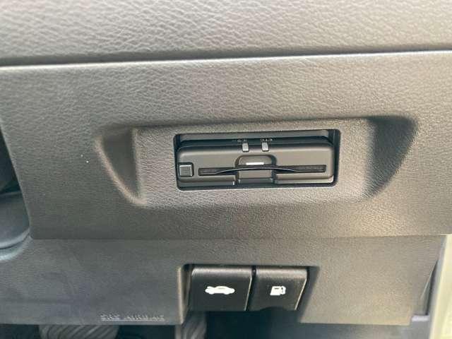 キックス 1.2 X (e-POWER) 純正9インチナビ・ドラレコ・ETC2.0 ナビ&TV 寒冷地仕様 ワンオ-ナ-車 追従クルコン スマートキー LEDヘッド レーンアシスト パワーステアリング 禁煙車 盗難防止システム ドライブレコーダー ETC 整備記録簿有 メモリーナビ(7枚目)