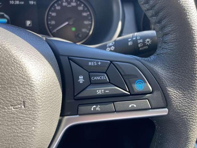 キックス 1.2 X (e-POWER) 純正9インチナビ・ドラレコ・ETC2.0 ナビ&TV 寒冷地仕様 ワンオ-ナ-車 追従クルコン スマートキー LEDヘッド レーンアシスト パワーステアリング 禁煙車 盗難防止システム ドライブレコーダー ETC 整備記録簿有 メモリーナビ(9枚目)