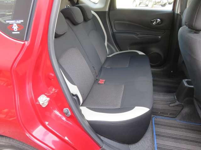 ノート 1.2 e-POWER X 純正ナビ・アラモニ・前後ドラレコ 360°カメラ 記録簿付 Rカメラ 運転席助手席エアバック レーンキープ AUTOエアコン 1オーナー 盗難防止システム ナビTV AW サイドカメラ 運転席エアバッグ キーレスエントリー ドラレコ(15枚目)