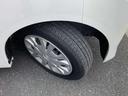 タイヤの溝はまだありますが、実車確認の際にご確認くださいませ。ご希望あればタイヤの交換も承っております。