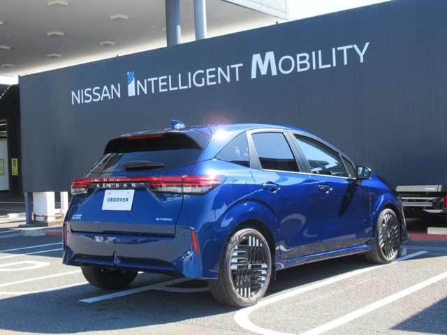 オーラ １．２　Ｇ　レザーエディション　試乗車ＵＰ・メーカーナビ・プロパイロット・　ワンオーナ　追突防止　レーダークルーズ　車線逸脱警報装置　禁煙車　ＬＥＤ　盗難防止　記録簿　バックモニター　ＥＴＣ　インテリジェントキー　メモリーナビゲーション　ＡＷ　キーレスエントリー　ＡＢＳ（7枚目）