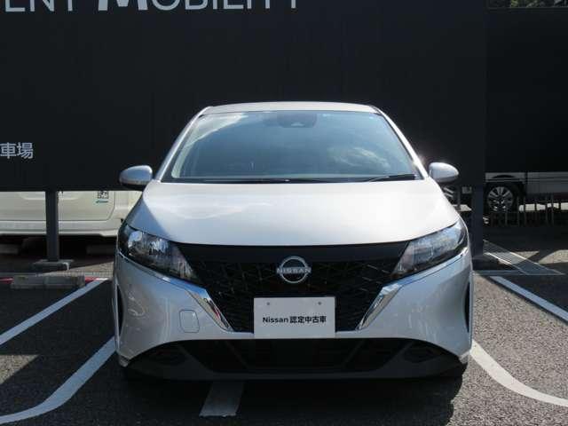 ノート １．２　Ｓ　メモリーナビ・バックカメラ・ＥＴＣ・スマー　軽減ブレーキ　ワンオーナー　禁煙　ＬＤＷ　バックカメラ　インテリキー　イモビライザー　メモリーナビ　ナビＴＶ付き　ワンセグＴＶ付き　整備点検記録簿　ＥＴＣ　オートエアコン　サイドエアバッグ　エアバッグ（5枚目）