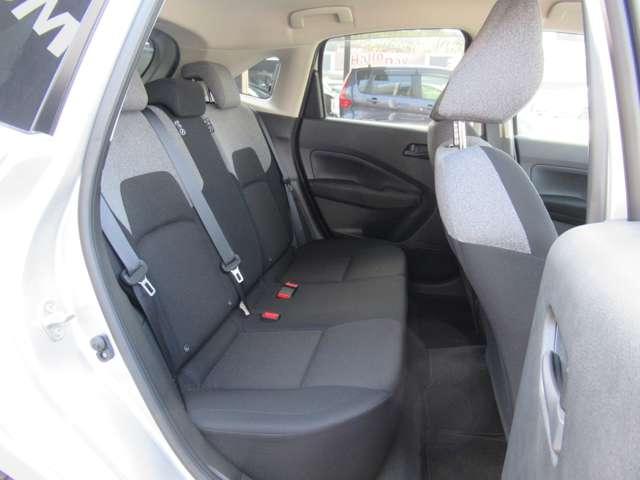 ノート １．２　Ｓ　メモリーナビ・バックカメラ・ＥＴＣ・スマー　軽減ブレーキ　ワンオーナー　禁煙　ＬＤＷ　バックカメラ　インテリキー　イモビライザー　メモリーナビ　ナビＴＶ付き　ワンセグＴＶ付き　整備点検記録簿　ＥＴＣ　オートエアコン　サイドエアバッグ　エアバッグ（9枚目）