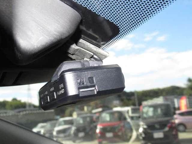 �������̎��̃h���C�u���R�[�_�[���ځI���̂����^�]�̏؋��ɂ��Ȃ�܂���