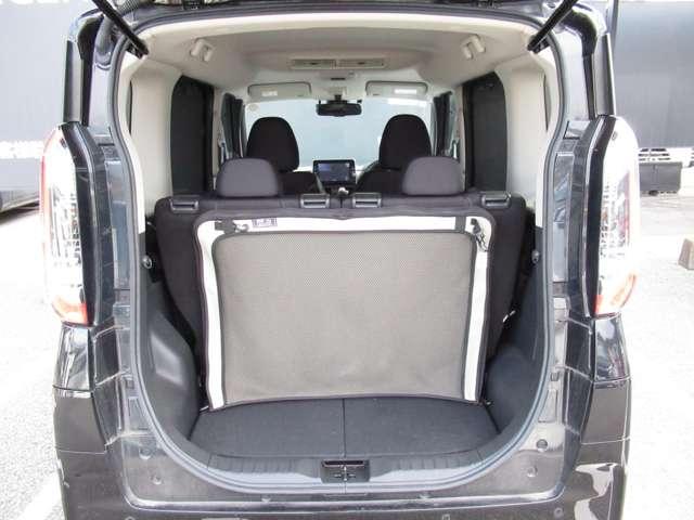 �g�����N���[�����L�X��J�����傫���A�Ȃ��X���C�h�E�|�����Ƃŉו����̂��₷���Ȃ��Ă��܂��B