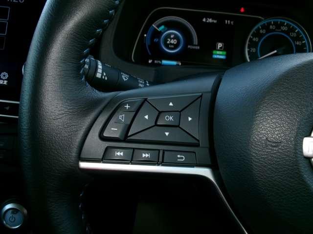 リーフ X Vセレクション 試乗車アップ車・9インチメーカーナビ アラモニ LEDヘッドライト ドラレコ ETC インテリジェントキー ナビ&TV 盗難防止装置 レーンアシスト アダプティブクルーズ メモリーナビ サイドエアバック AW ABS キーフリー 記録簿(16枚目)