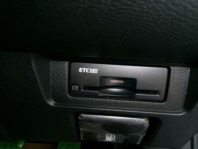 ノート １．２　Ｘ　試乗車アップ車・９インチメーカーナビ・全　衝突被害軽減ブレ－キ　全方位カメラ　ＥＴＣ付　ＬＥＤヘッドライト　レーダークルーズ　レーンアシスト　インテリジェントキー　アイドリングストップ　整備記録簿　盗難防止システム　ワンセグＴＶ　ＴＶナビ（19枚目）