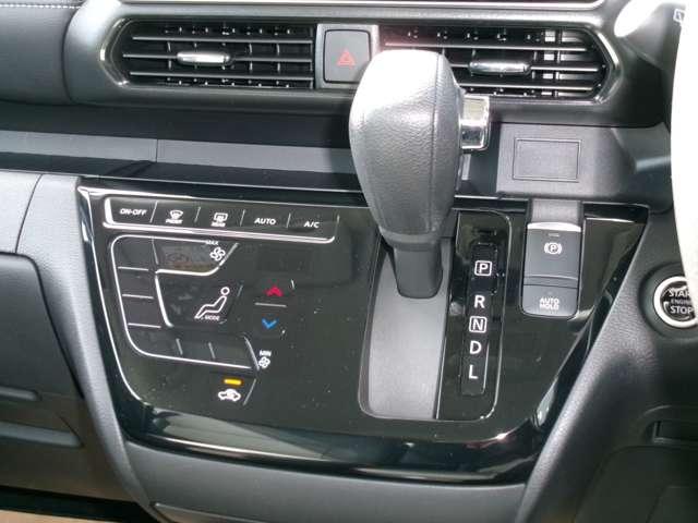 ルークス ６６０　ハイウェイスターＧターボ　アーバンクロム　プロパイロット　エディション　試乗車アップ車・９インチ純正ナビ・全方位　インテリジェントキー　アルミホイール　記録簿　レーダークルーズコントロール　セキュリティ　ＬＥＤヘッドライト　アイドリングストップ　レーンキープアシスト　メモリーナビ　エアコン　エアバッグ　キーレス（18枚目）