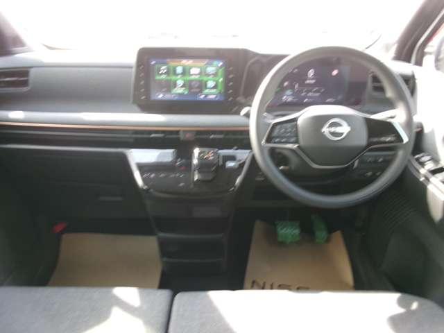 サクラ X 試乗車アップ車・9インチ純正ナビ・バック アラウンドヴューモニター 運転席エアバック AAC LEDヘッドランプ 試乗車 スマートキー レーンアシスト 盗難防止システム ドラレコ キーレスエントリー パワーステアリング アルミホイール ABS(4枚目)