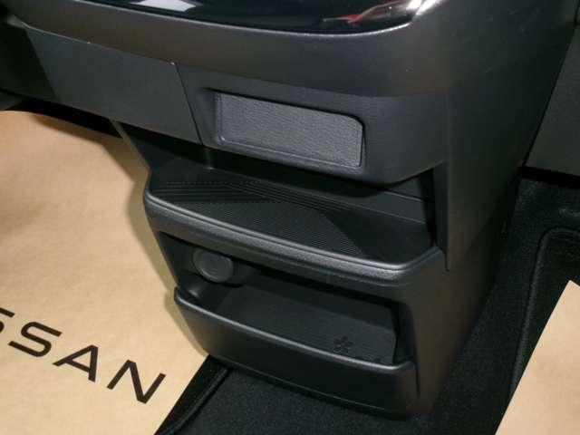 サクラ X 試乗車アップ車・9インチ純正ナビ・バック 運転席エアバック AAC ナビ LEDヘッドランプ 試乗車 スマートキー レーンアシスト 盗難防止システム ドラレコ キーレスエントリー バックモニター パワーステアリング アルミホイール ABS(17枚目)