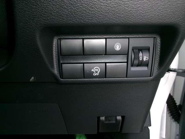 デイズ 660 ハイウェイスターX 試乗車アップ車・9インチ純正ナビ・全方位 ブレーキサポート 全周囲カメラ LED イモビライザー インテリジェントキー レーンキープ ナビTV アイドリングストップ オートエアコン デュアルエアバッグ 記録簿 アルミホイール メモリーナビ(16枚目)