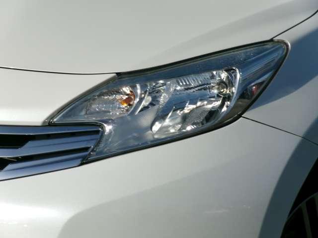 ノート 1.2 X ライダー 1オーナー・純正ナビ アイドルストップ ワンオーナー車 記録簿 ABS キーレス メモリーナビ エアバック パワーステアリング スマートキー&プッシュスタート エアコン パワーウィンドウ 盗難防止システム 助手席エアバック(3枚目)