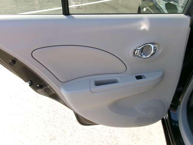 マーチ １．２　ボレロ　１オーナー・ディスプレイオーディオ・バッ　ダブルエアバック　ワンオ－ナ－車　メンテナンスノート　アイドリングＳ　パワーステアリング　パワーウィンドウ　アルミ付き　イモビライザー　キーレス　スマートキー　ＥＴＣ　車線逸脱警報　バックモニター（17枚目）