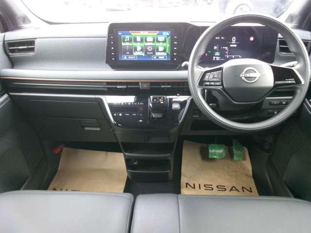 サクラ X 90周年記念車 試乗車アップ車・9インチ純正ナビ・全方位 LEDヘッドランプ 全方位M アルミホイール インテリジェントキー ドライブレコーダー メモリーナビ 車線逸脱警報 エマージェンシブレーキ(4枚目)