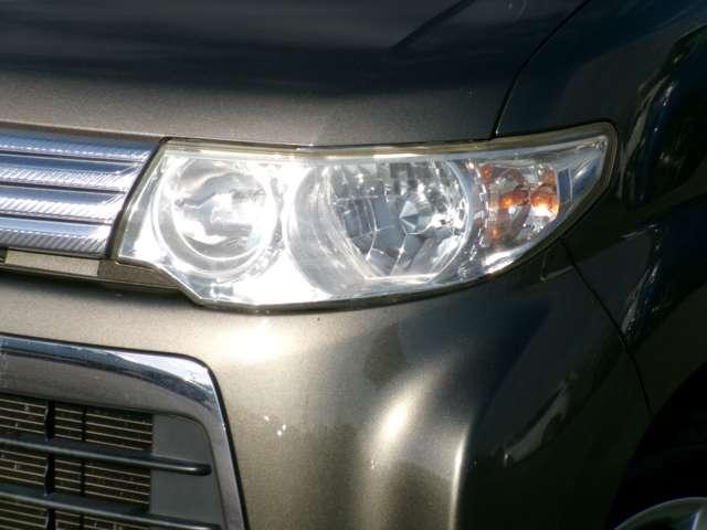 タント ６６０　カスタム　ＲＳ　Ｐａｎａｓｏｎｉｃ　ＣＮ－ＲＥ０３Ｄ装備・バックカメラ・フ　ＥＴＣ付　リア左側パワースライドドア　セキュリティ　運転席助手席エアバッグ　ＴＶナビ　インテリジェントキー　ＡＵＴＯエアコン　リモコンキー　ＡＷ　メモリナビ　ＰＳ　パワーウインド　運転席エアバック（3枚目）