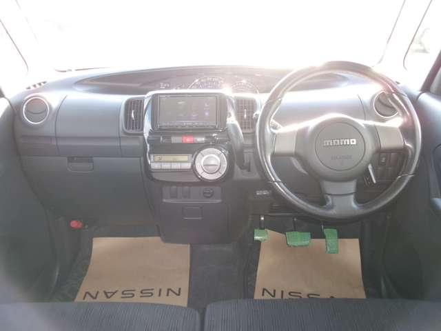 タント ６６０　カスタム　ＲＳ　Ｐａｎａｓｏｎｉｃ　ＣＮ－ＲＥ０３Ｄ装備・バックカメラ・フ　ＥＴＣ付　リア左側パワースライドドア　セキュリティ　運転席助手席エアバッグ　ＴＶナビ　インテリジェントキー　ＡＵＴＯエアコン　リモコンキー　ＡＷ　メモリナビ　ＰＳ　パワーウインド　運転席エアバック（4枚目）