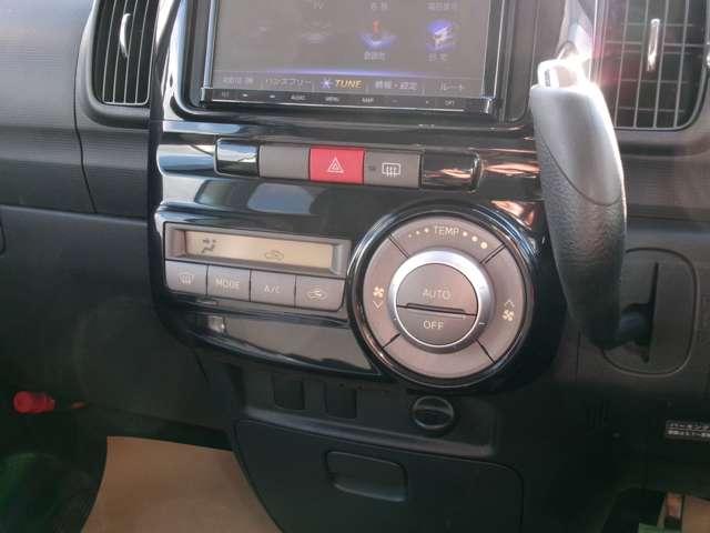 タント ６６０　カスタム　ＲＳ　Ｐａｎａｓｏｎｉｃ　ＣＮ－ＲＥ０３Ｄ装備・バックカメラ・フ　ＥＴＣ付　リア左側パワースライドドア　セキュリティ　運転席助手席エアバッグ　ＴＶナビ　インテリジェントキー　ＡＵＴＯエアコン　リモコンキー　ＡＷ　メモリナビ　ＰＳ　パワーウインド　運転席エアバック（12枚目）