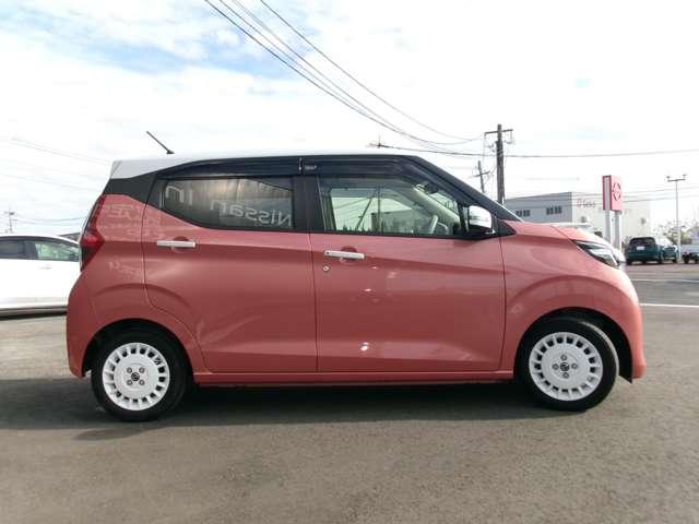 デイズ ６６０　ボレロ　１オーナー・９インチ純正ナビ・全方位モニタ　全周囲モニター　メモリーナビ　１オーナー　車線逸脱警報　フルオートエアコン　スマートキー　Ｗエアバック　アイドリングストップ　ＥＴＣ　衝突回避支援（5枚目）