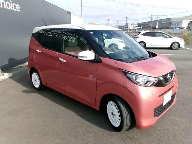 デイズ ６６０　ボレロ　１オーナー・９インチ純正ナビ・全方位モニタ　全周囲モニター　メモリーナビ　１オーナー　車線逸脱警報　フルオートエアコン　スマートキー　Ｗエアバック　アイドリングストップ　ＥＴＣ　衝突回避支援（6枚目）