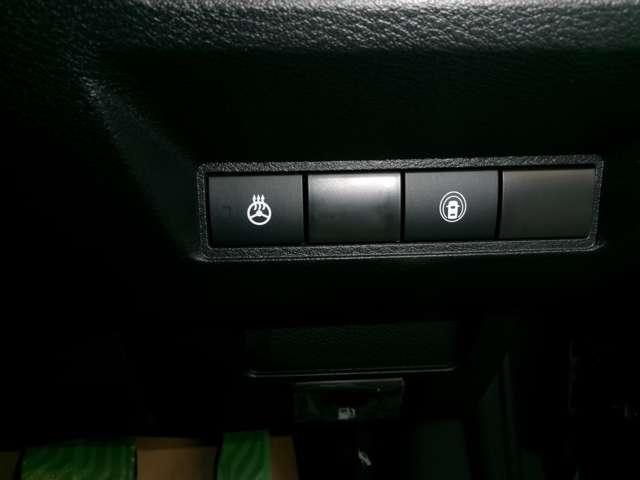 オーラ 1.2 G 試乗車アップ車・9インチ純正ナビ・全方位 自動(被害軽減)ブレーキ 試乗車アップ LED LKA カーテンエアバッグ イモビライザー アルミホイール インテリジェントキー パワーウィンドウ フルオートエアコン キーレスエントリー メモリーナビ(17枚目)