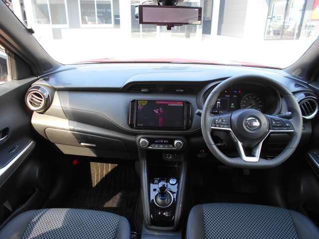 キックス 1.2 X (e-POWER) プロパイロット 後席モニター 前後ドライ(4枚目)