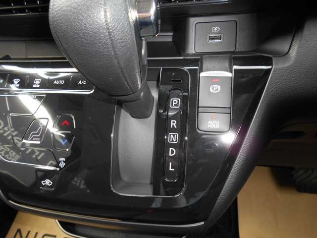 デイズ 660 ハイウェイスターGターボ プロパイロット エディション 大画面メモリーナビゲーション(8枚目)