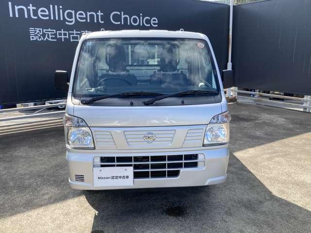 ＮＴ１００クリッパートラック ６６０　ＤＸ　４ＷＤ　エアコン　４ＷＤ　５速ミッション　オートライ（3枚目）