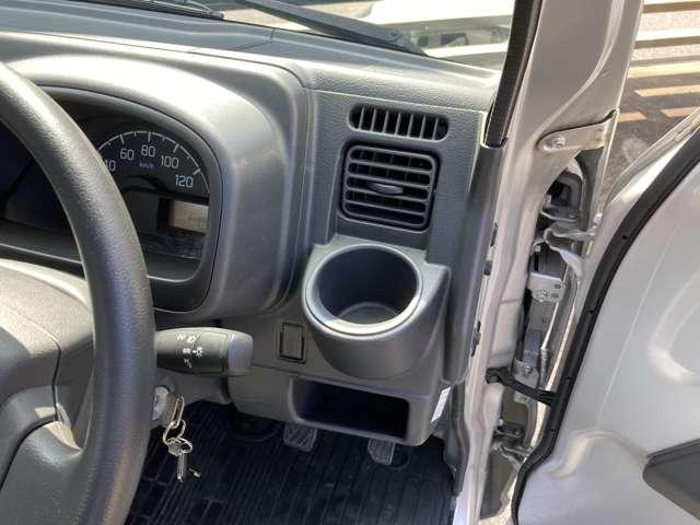 ＮＴ１００クリッパートラック ６６０　ＤＸ　４ＷＤ　エアコン　４ＷＤ　５速ミッション　オートライ（10枚目）